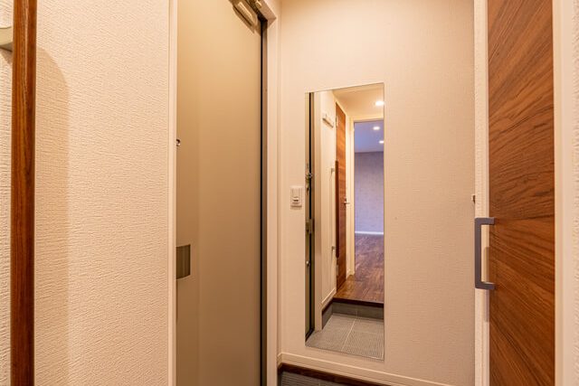 玄関ホール
ミラー,シューズボックス,ハットフック